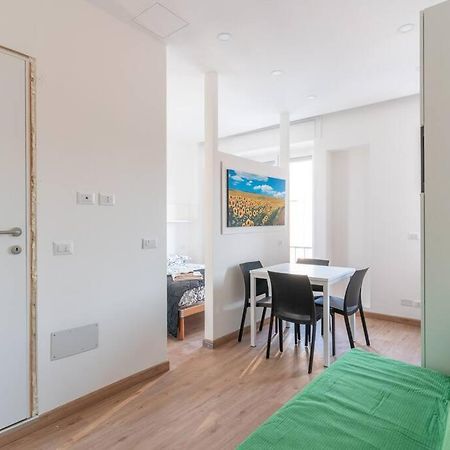 Cimiano Suite 22, New Apartment Milano Eksteriør billede
